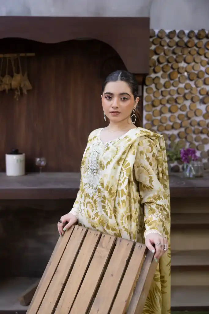 3 PIECE - EMBROIDERED LAWN SUIT