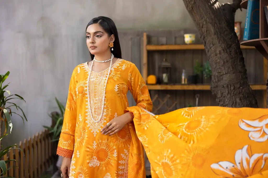 3 PIECE - EMBROIDERED LAWN SUIT