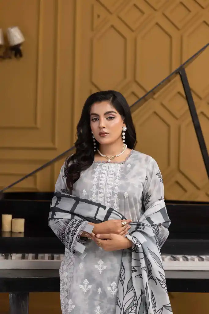 3 PIECE - EMBROIDERED LAWN SUIT