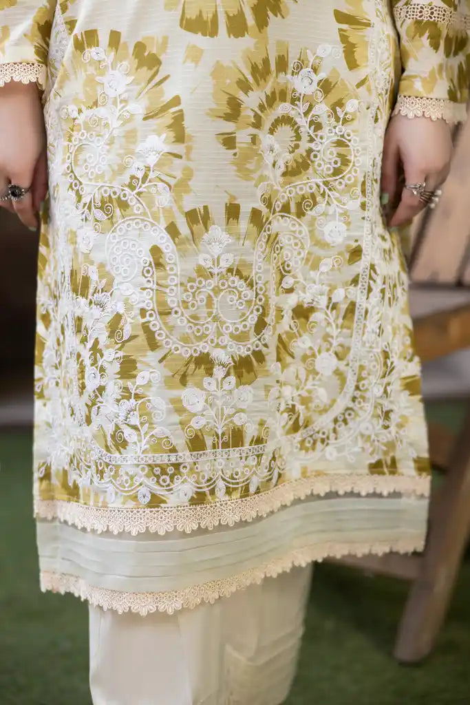 3 PIECE - EMBROIDERED LAWN SUIT