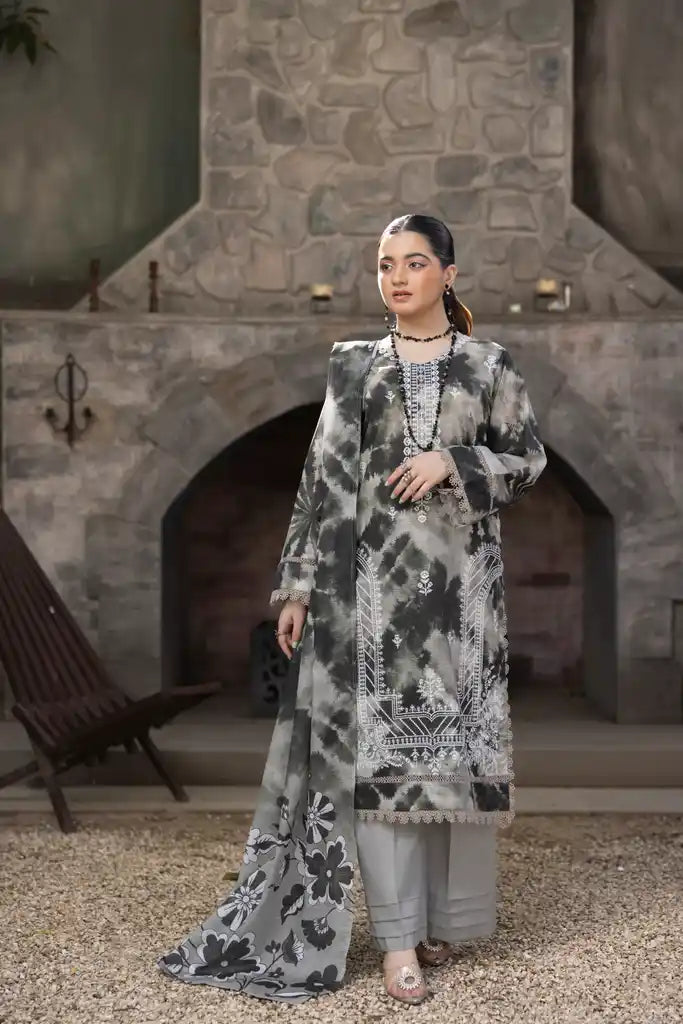 3 PIECE - EMBROIDERED LAWN SUIT